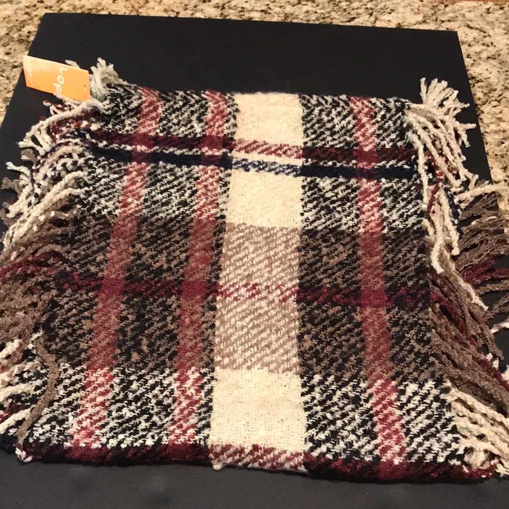 LOF Scarf
